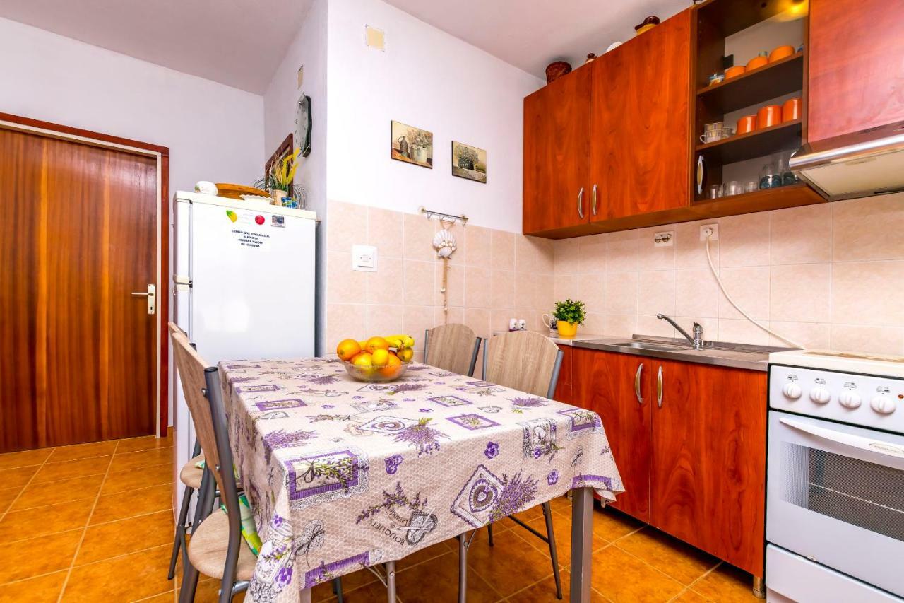 Apartment Bozo Ražanj Kültér fotó