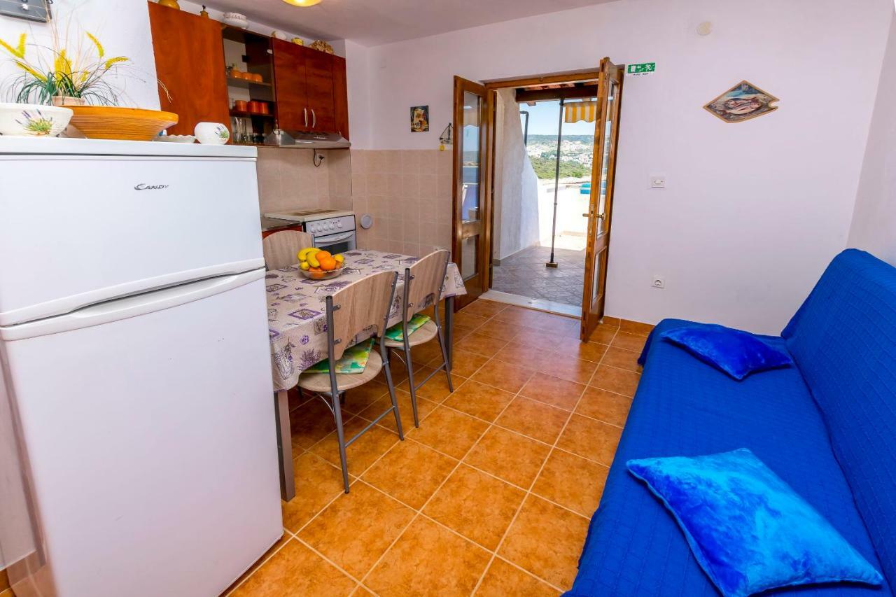 Apartment Bozo Ražanj Kültér fotó