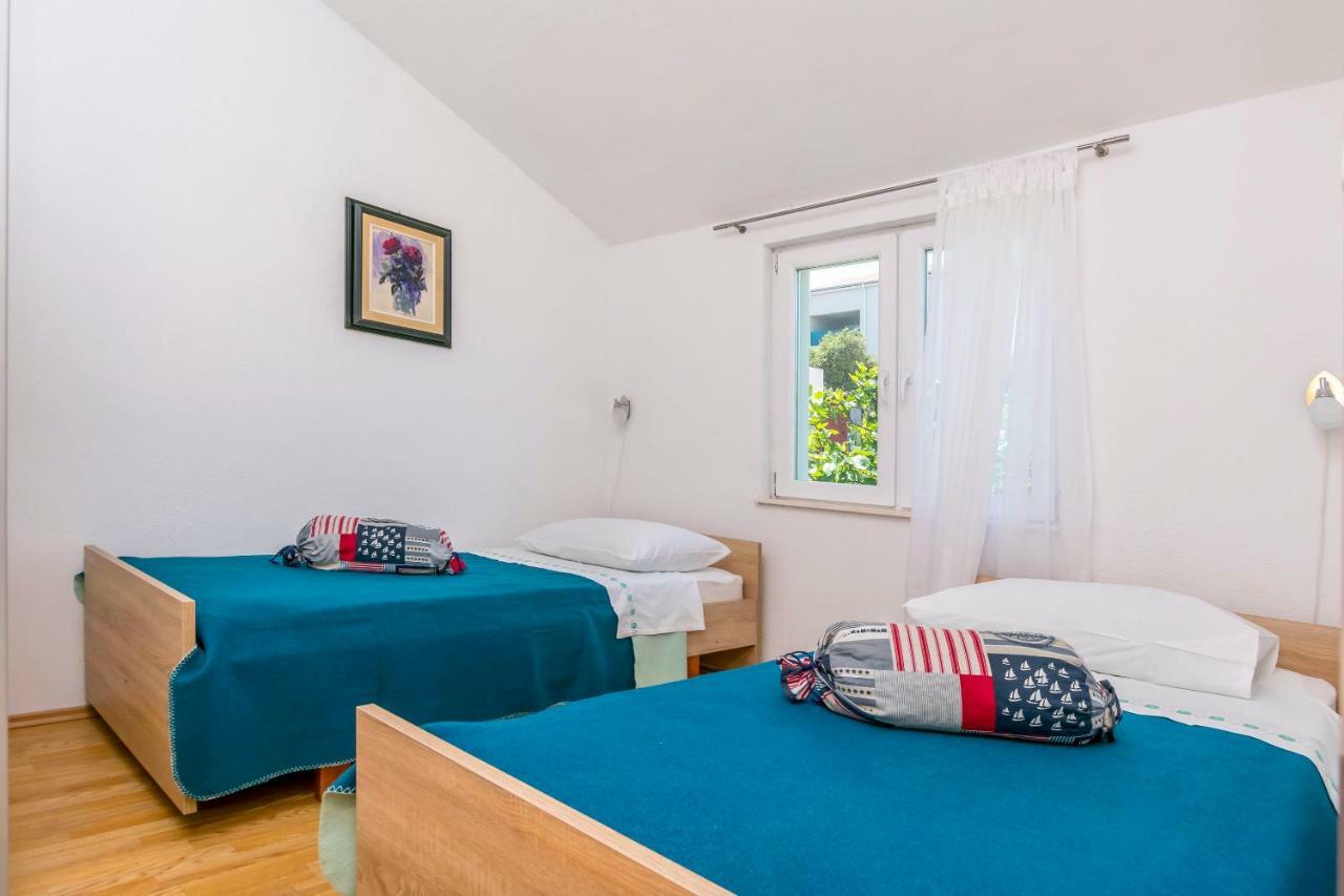 Apartment Bozo Ražanj Kültér fotó