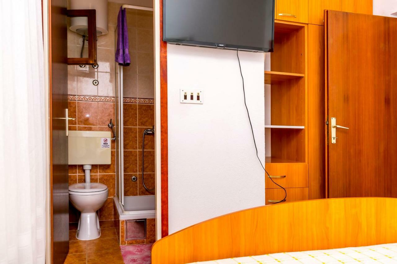 Apartment Bozo Ražanj Kültér fotó