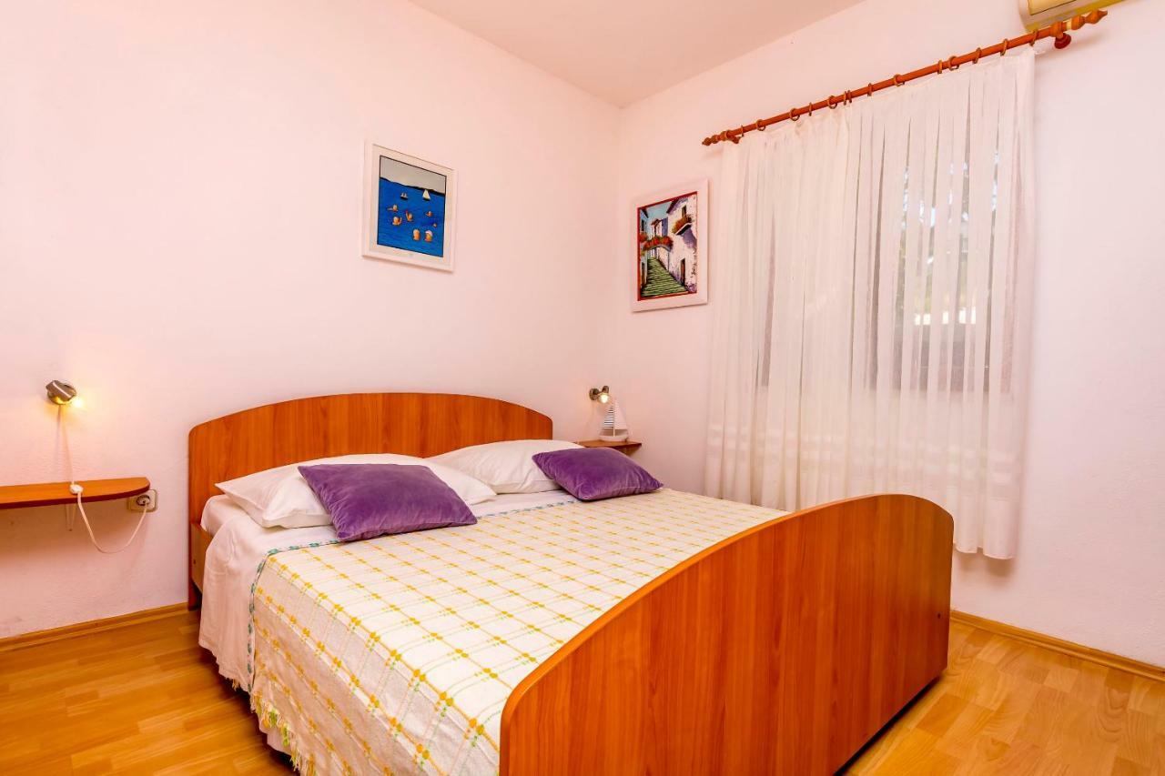 Apartment Bozo Ražanj Kültér fotó