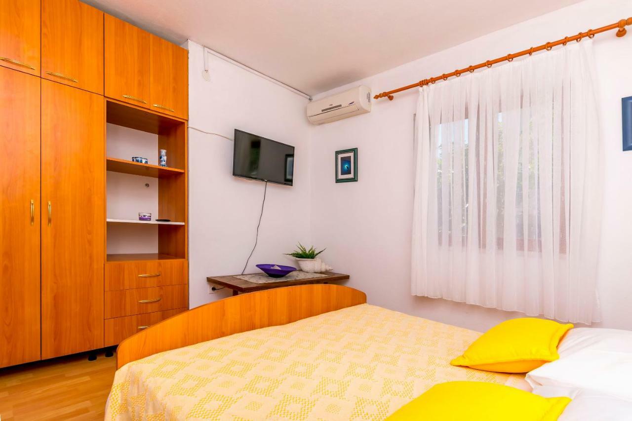 Apartment Bozo Ražanj Kültér fotó