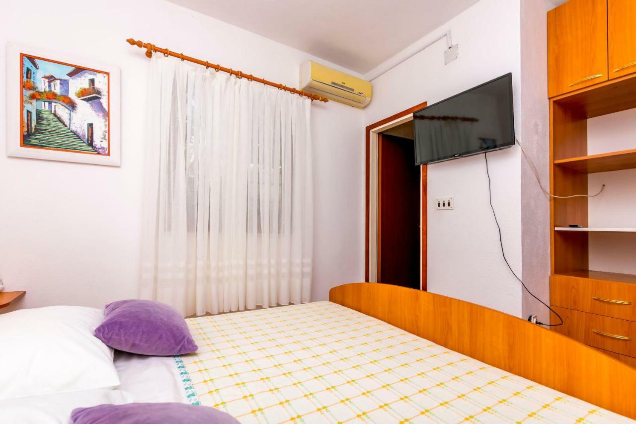 Apartment Bozo Ražanj Kültér fotó